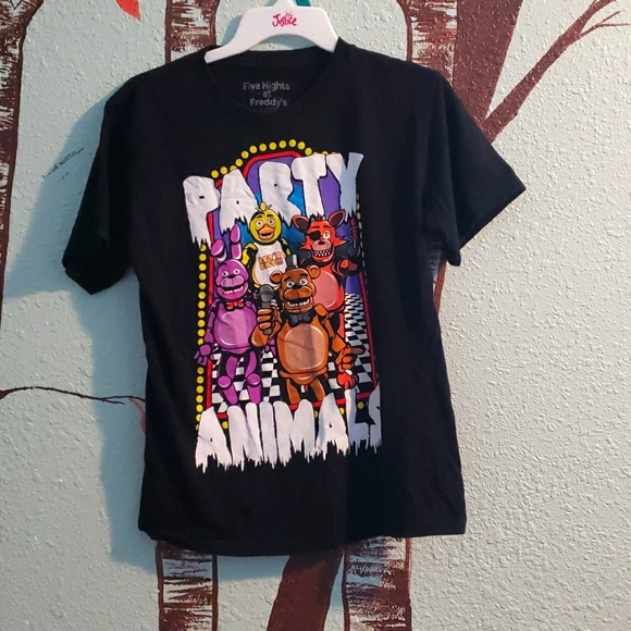 Boys Five Nights at Freddy's tshirt - Picture 1 of 1